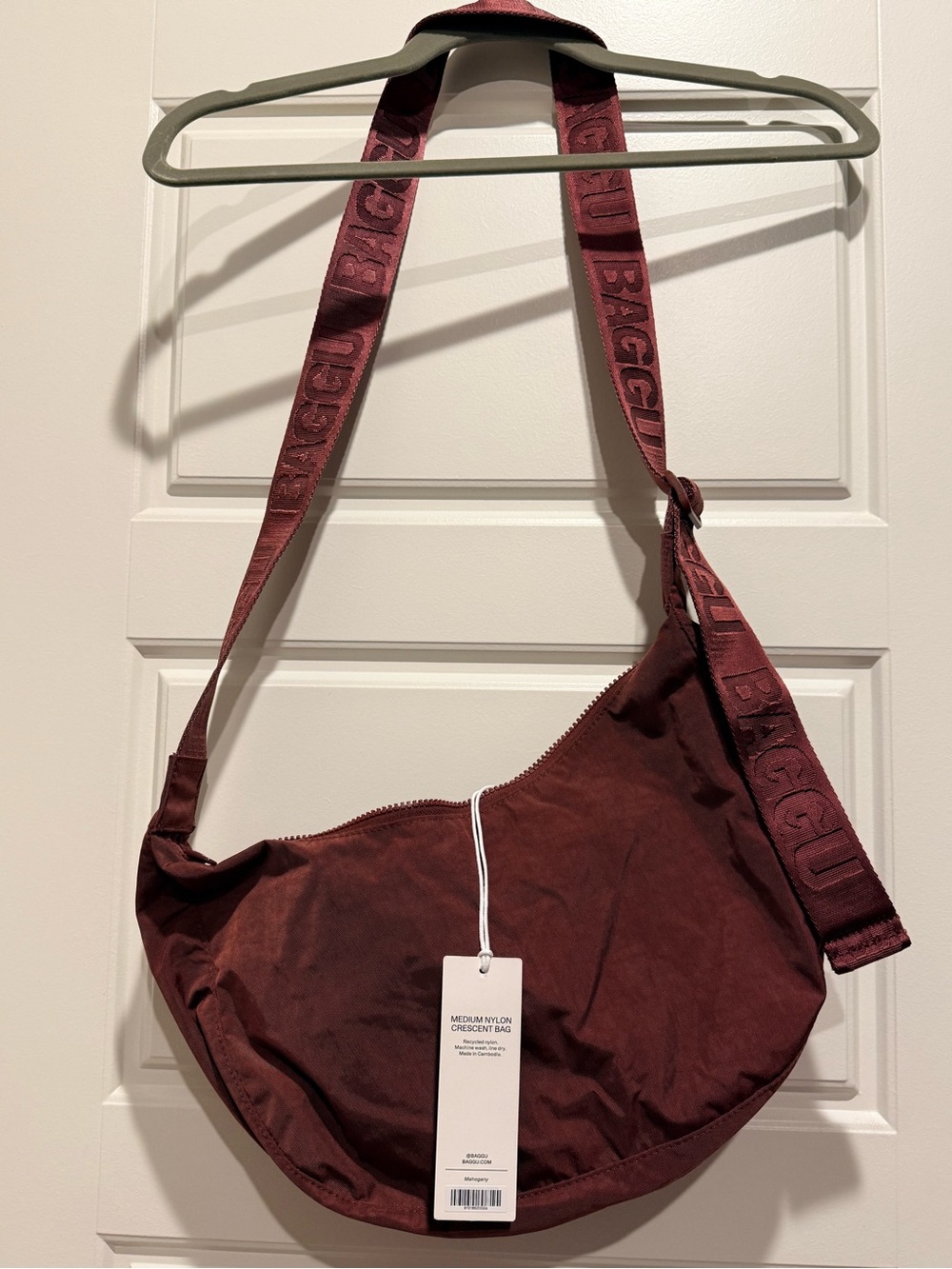 BAGGU Medium Crescent Nylon Crossbody Bag - Mahogany (BRAND NEW!)